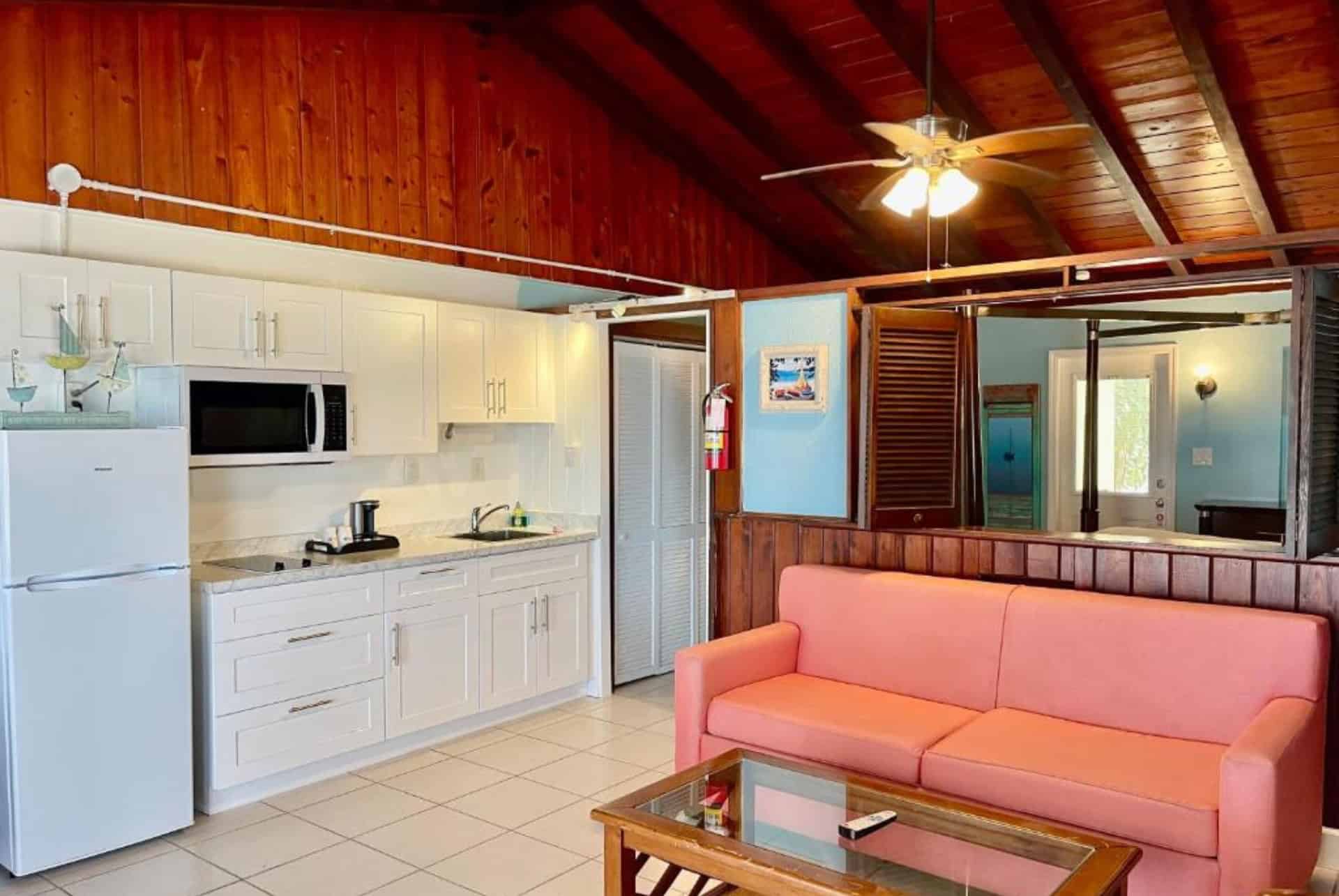 the pelican key largo cottages salon the pelican key largo ou dormir dans les keys