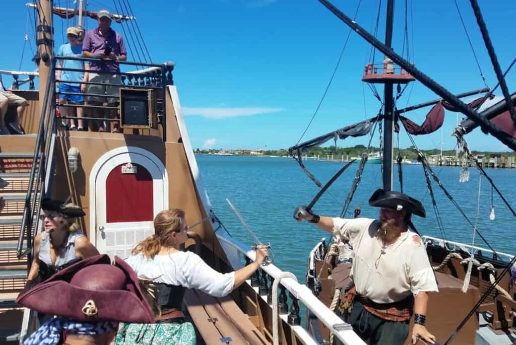 Croisière chasse au trésor avec spectacle