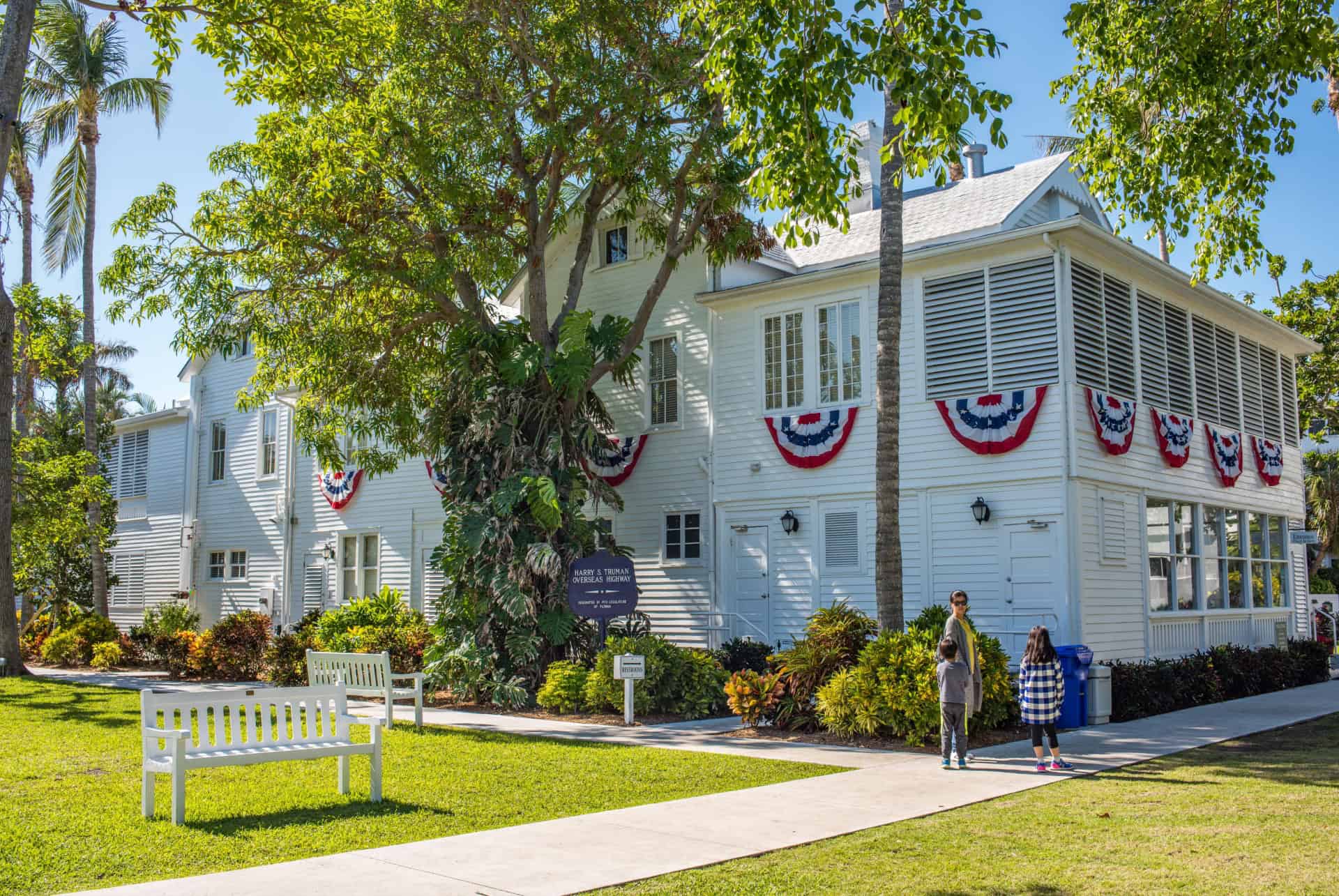 little white house
