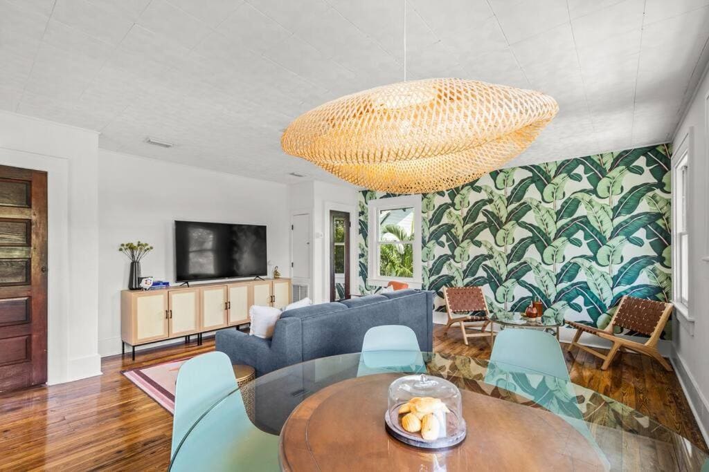 julia place julia place